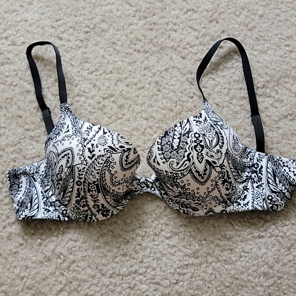 Super comfy Victoria Secret bra